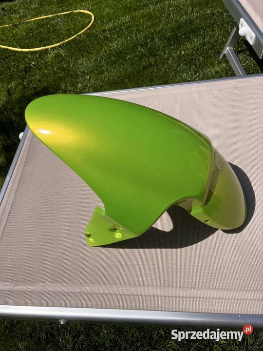 Przedni błotnik triumph Street triple 675 kolor Szczytna