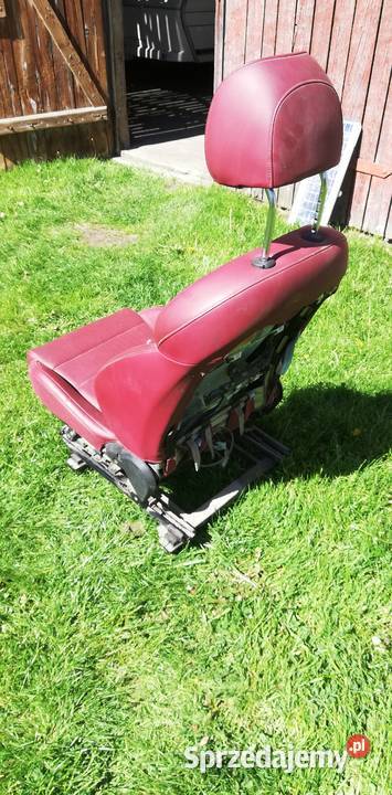 KIA STINGER GT FOTEL do garażu Poświętne