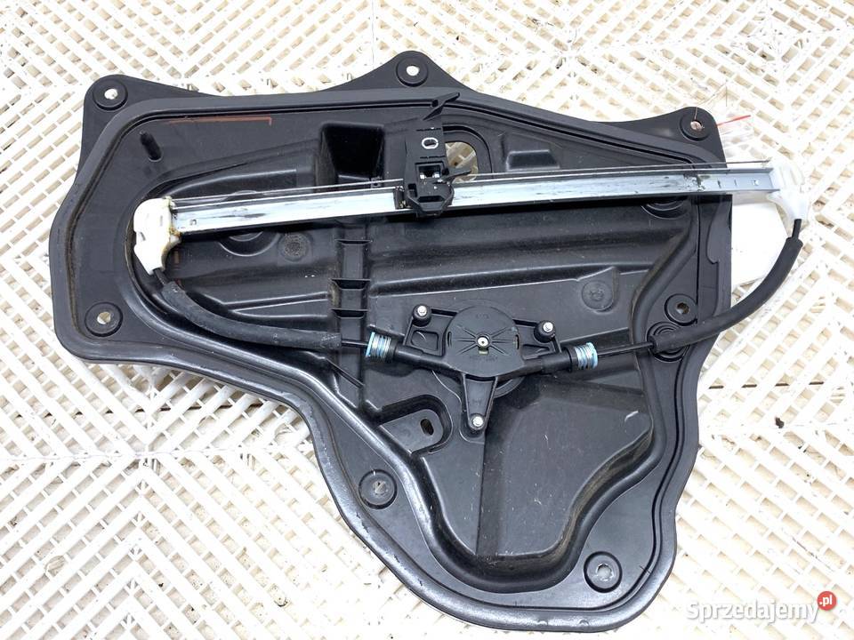 PODNOŚNIK SZYBY PRAWY TYŁ MAZDA 3 BM BJS77297X Mechanizmy opuszczania szyb