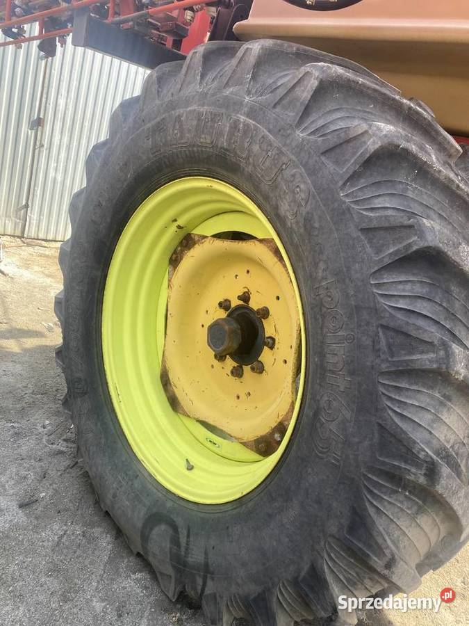 Opony Taurus 65065 R38 Kostomłoty