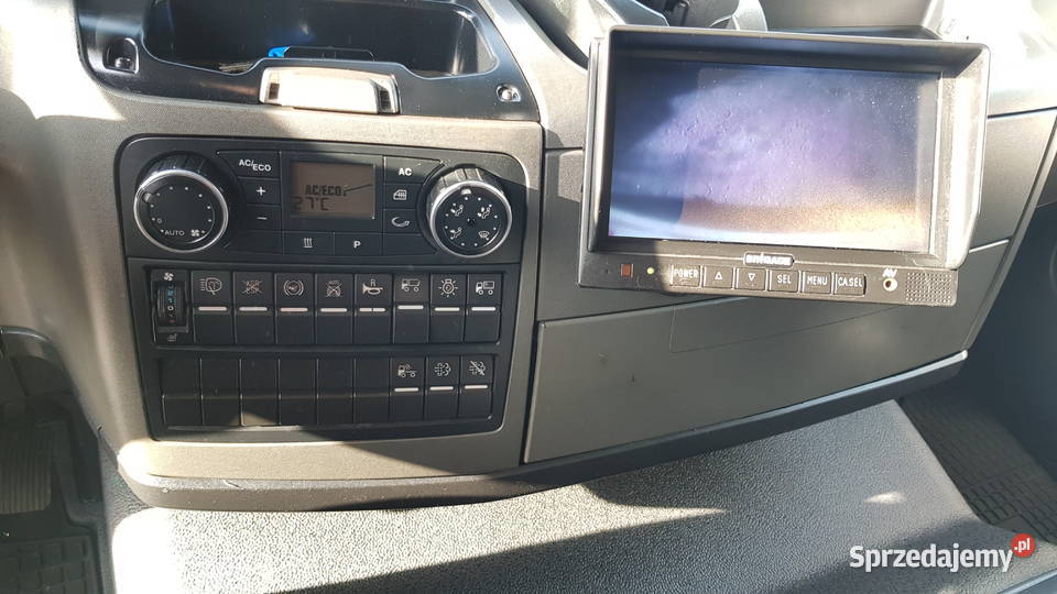 MAN TGM 18290 4x2 EU6 KONTENER IZOTERMA Częstochowa