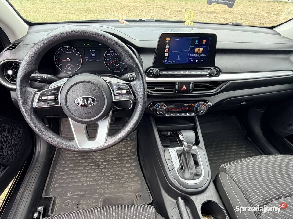 Kia Forte sedan benzyna USA automat CarPlay Ceed aluminiowe felgi Kadzidło sprzedam