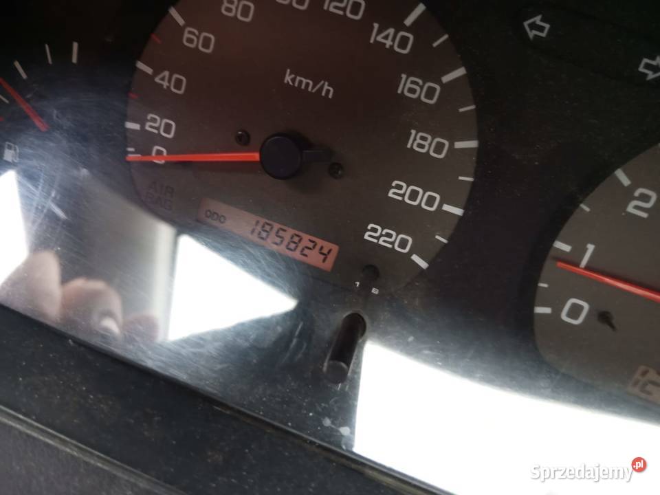 Nissan Almera 14 Klima 5 drzwi Export