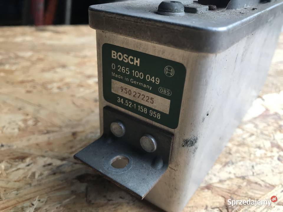 BMW 5 E34 Sterownik ECU ABS 0265100049 95027225 osobowe Bolesławiec