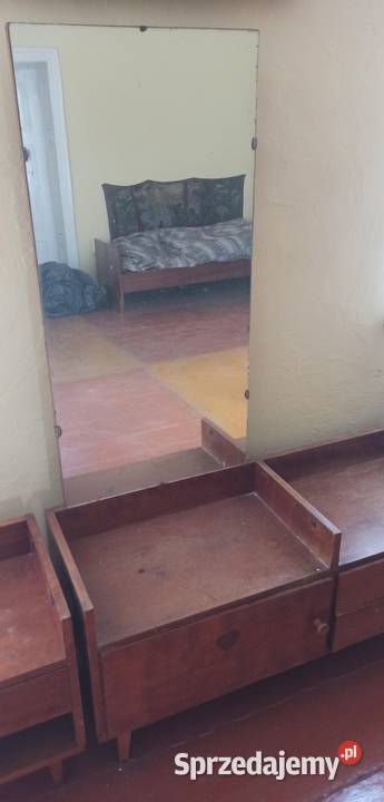 Toaletka PRL z lustrem łódzkie Wieluń