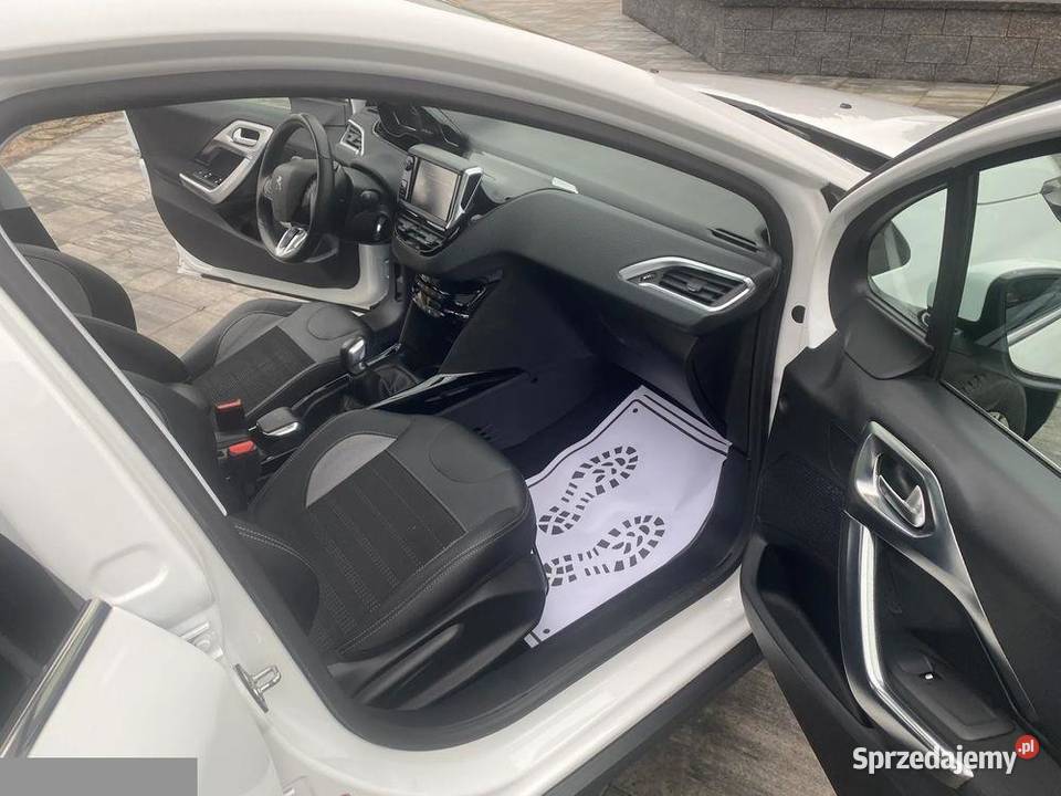 Peugeot 2008 12 Pure Tech GPF Allure 110 2016r kujawsko-pomorskie