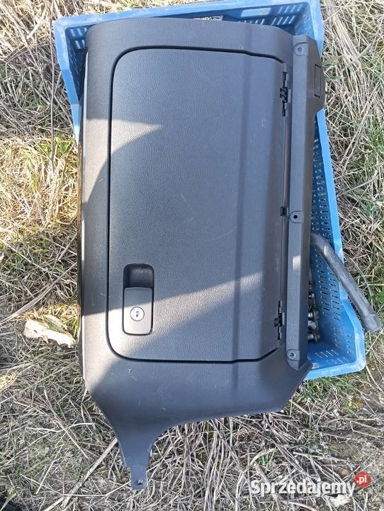 Schowek pasażera golf 6 lubelskie Wąwolnica