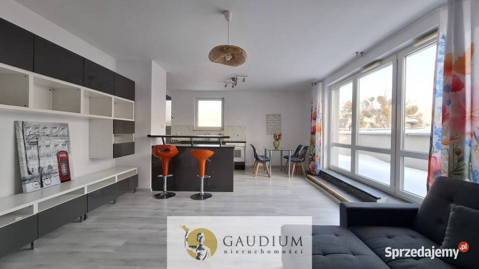 Mieszkanie z pięknym tarasem w centrum Gdańska Liczba pokoi 3 Mieszkania