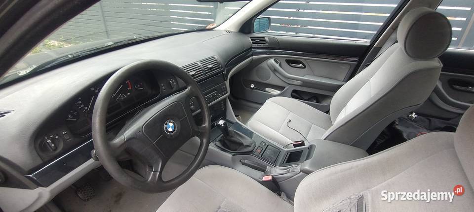 BMW 525 TDS bezwypadkowy pierwszy lakier i bez nieuszkodzony Warszawa