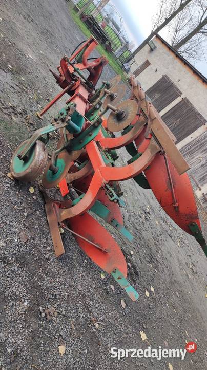 Pług obrotowy 3 skibowy Kverneland Skarżyn