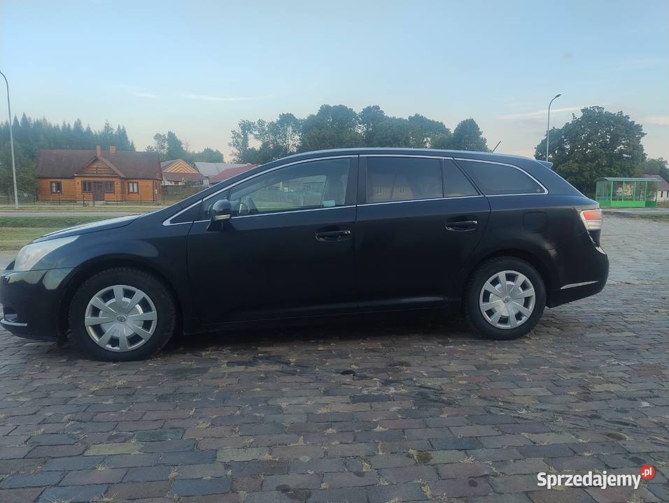 Toyota Avensis t 27