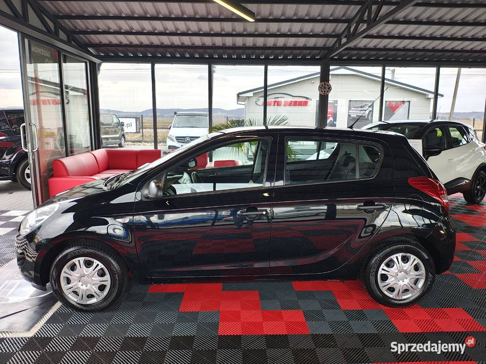 HYUNDAI I20 12 Benzyna Niski przebieg ZADBANY przyciemniane szyby Zarszyn