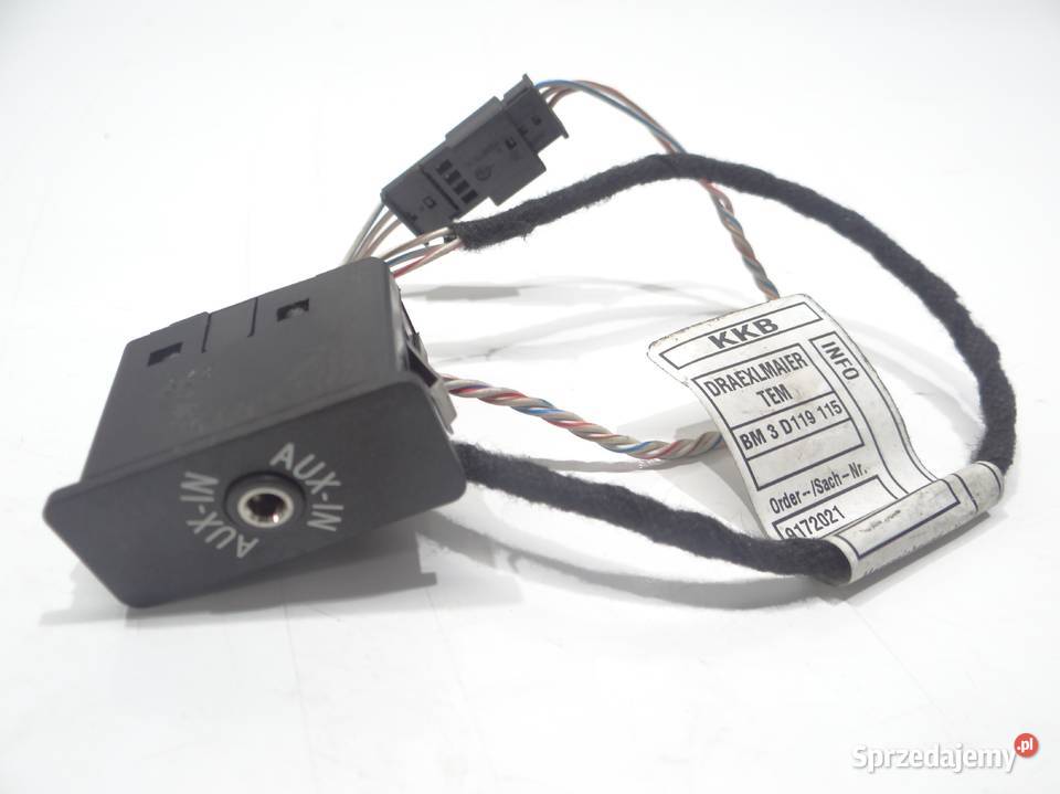 GNIAZDO AUX BMW E87 E90 E92 E93 9231763 Strzyżewice
