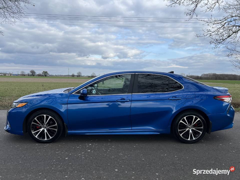 Camry w wersji SE nieuszkodzony Lidzbark