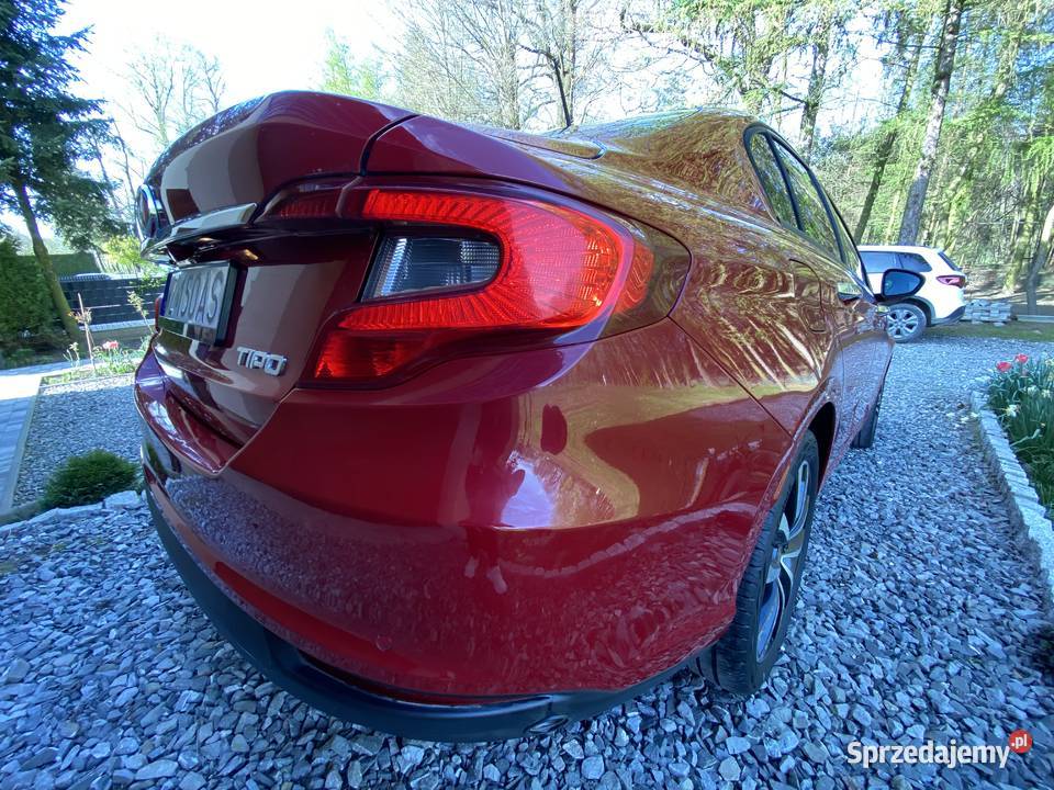 Fiat Tipo Louge 14 LPG salon Polska najbogatsza bordowy Tipo