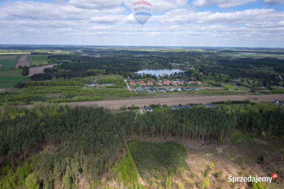 Działka budowlana w Błędowie utwardzona