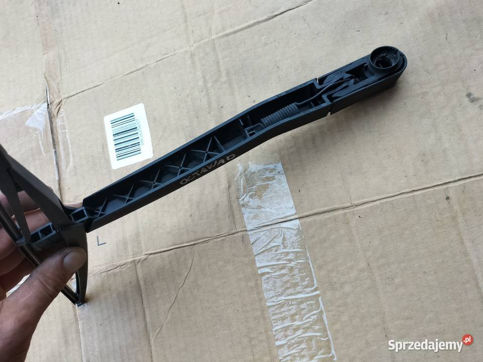 SKODA OCTAVIA II 2 RAMIĘ TYLNEJ WYCIERACZKI osobowe Kamień-Kolonia
