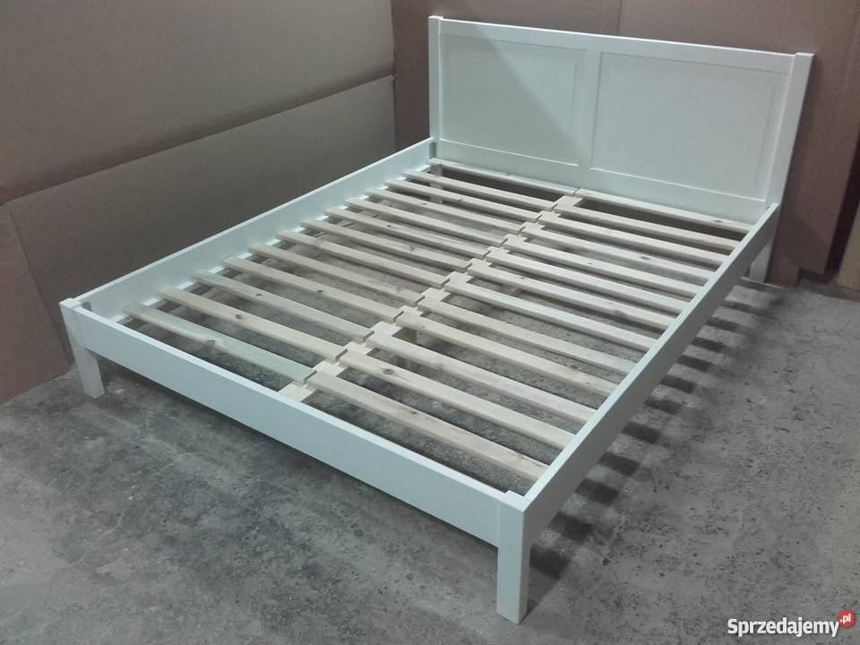 Łóżko, drewniane białe sypialniane 140x200