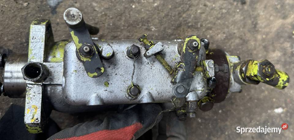 Pompa paliwowa silnik perkins 4 kombajn claas Zahajki