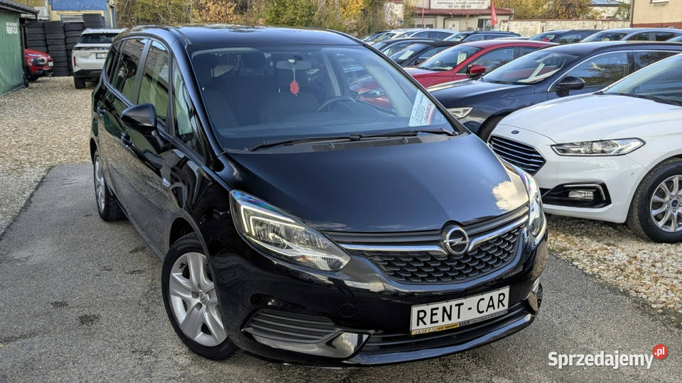 Opel Zafira garażowany Opel
