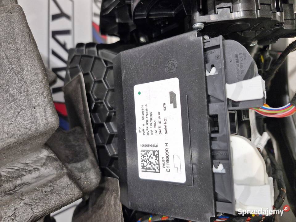 BMW F20 F22 BENZYNA STELAŻ KONSOLI DESKI osobowe