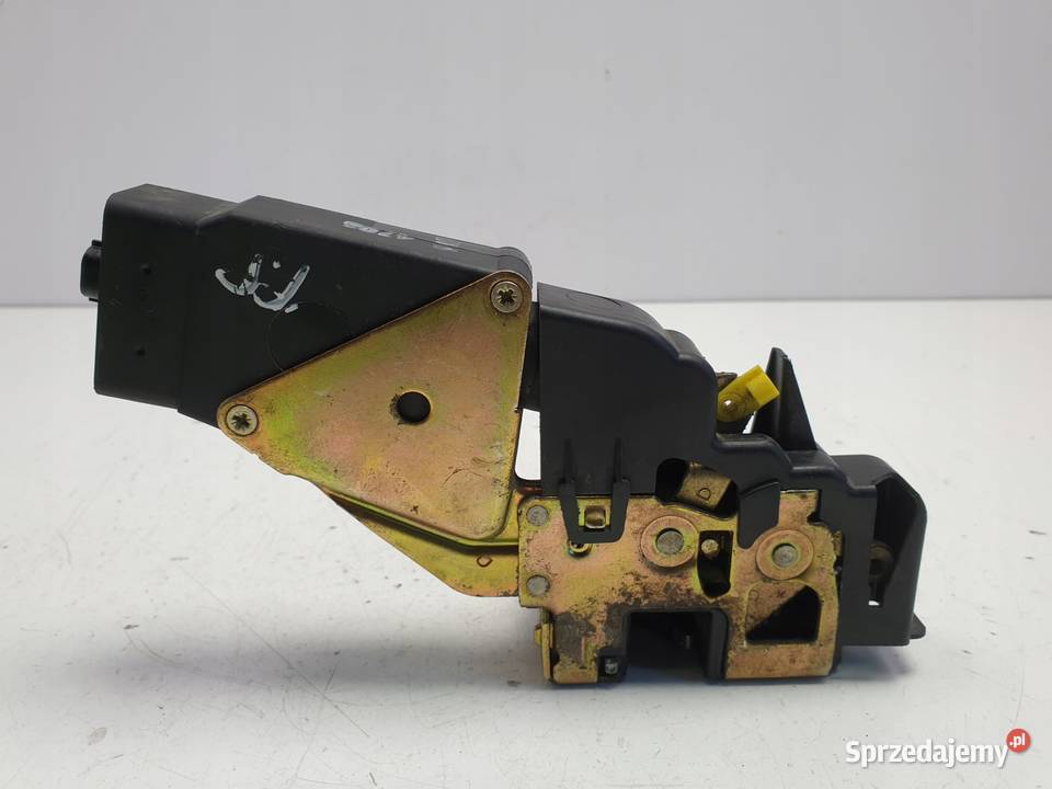Mitsubishi Space Star ZAMEK PRZEDNICH DRZWI