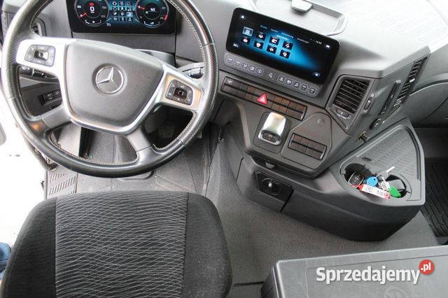 4 osiowa wywrotka 8x4 bordmatic Mercedes 3545 bezwypadkowy Warszawa