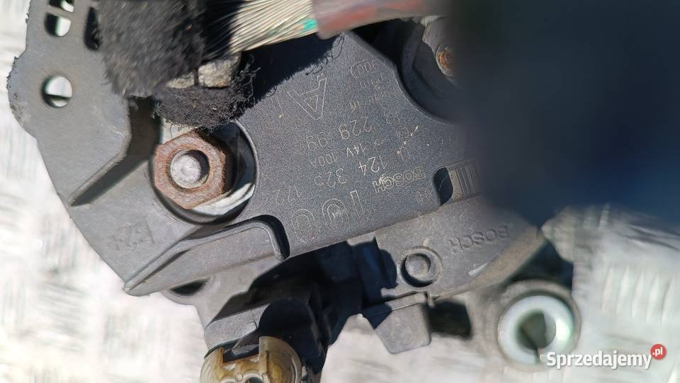 Alternator Opel Vectra C 19 CDTI 0124325172 Radłów