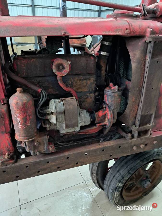 Traktor zabytkowy FARMAL F14 sprzedam