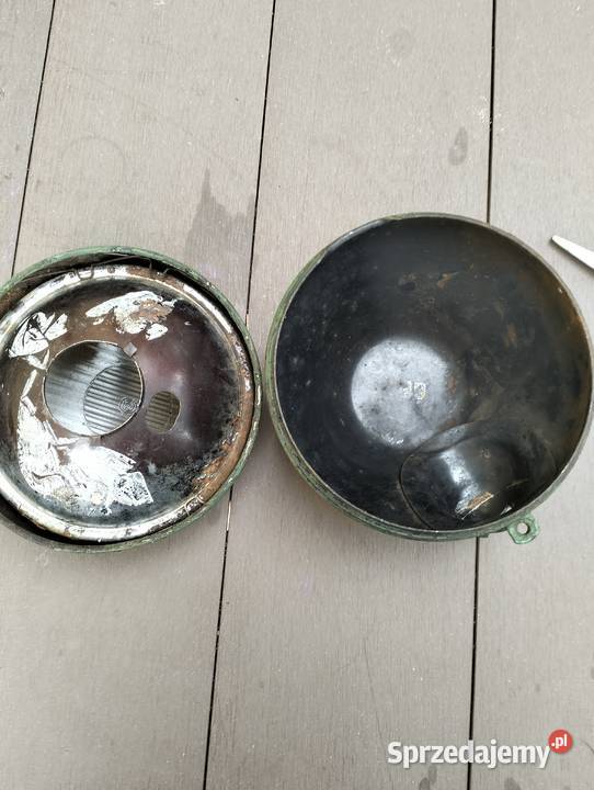 Stara metalowa przednia lampa do zabytkowych Miejsce Piastowe