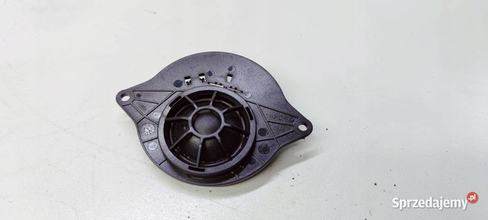 GŁOŚNIK WYSOKO TONOWY DESKI AUDI A4 B9 8W0035399 Przystajń sprzedam
