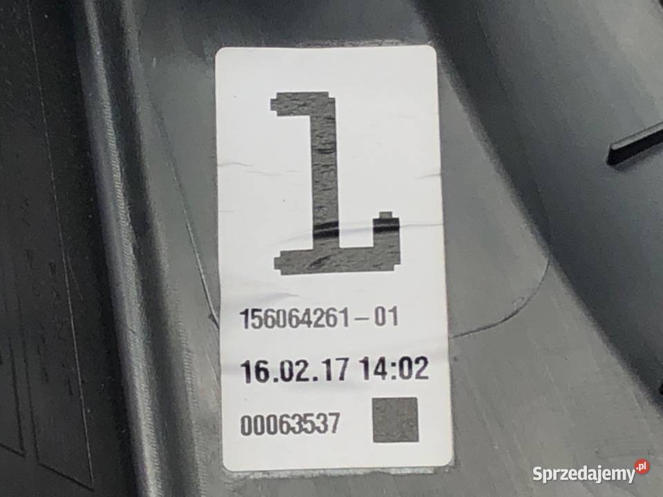 BOCZEK DRZWI PRAWY PRZÓD SKODA OCTAVIA III