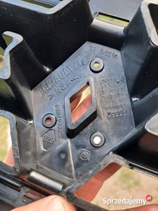 Grill Atrapa chłodnicy Renault Safrane B54L Atrapy