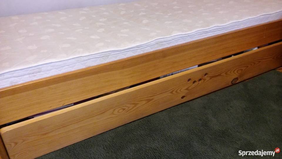 Łóżko jednoosobowe z materacem i szufladą 90x200 Pilzno