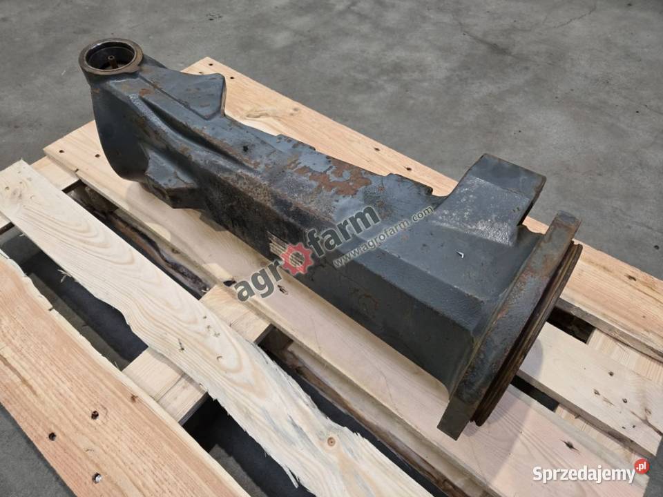 Obudowa mostu Fendt 816 818 822 926 916 924