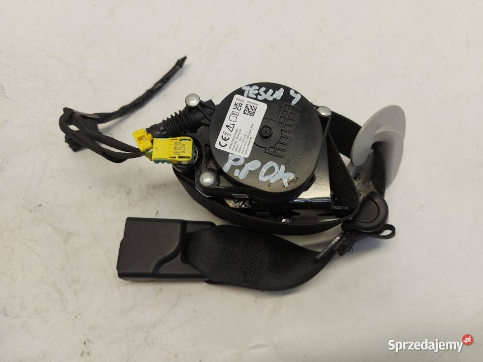 TESLA MODEL Y 2024r PAS BEZPIECZEŃSTWA PRAWY osobowe