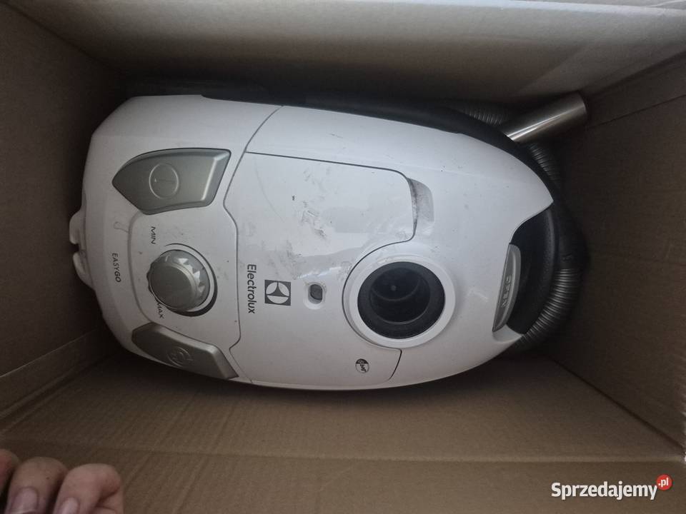 Odkurzacz workowy Electrolux model EEG411W Nasutów