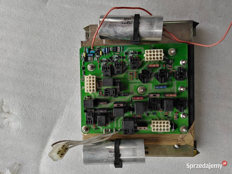 Płytka sterownicza komputer 3H7XX557A Carrier Pozostałe pomorskie