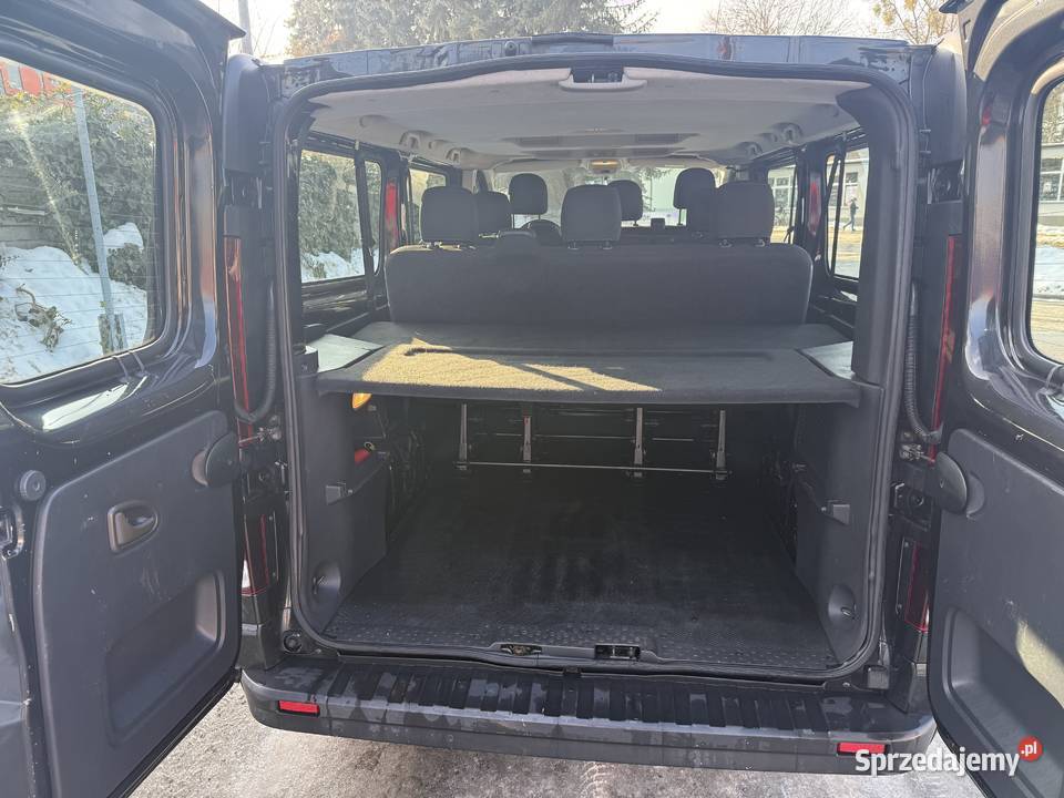 Opel Vivaro II 16 BiTurbo 125 2017 Pionki sprzedam