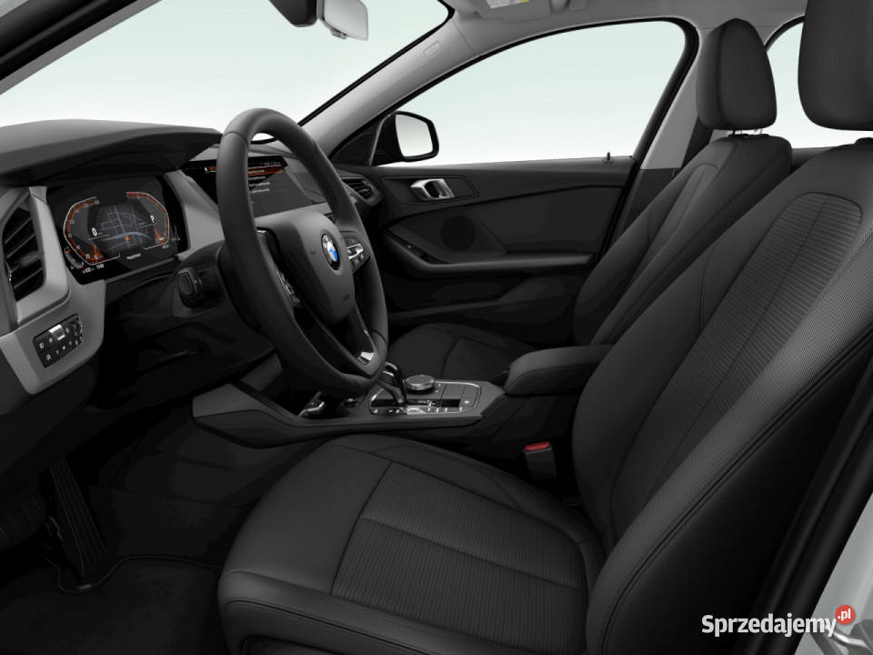 Salon Virtual kokpit CarPlay Podgrzewane fotele automatyczna Łódź