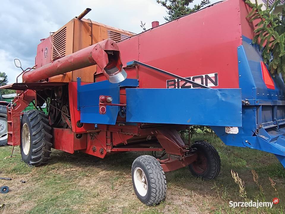 Kombajn zbożowy Bizon Samotwór