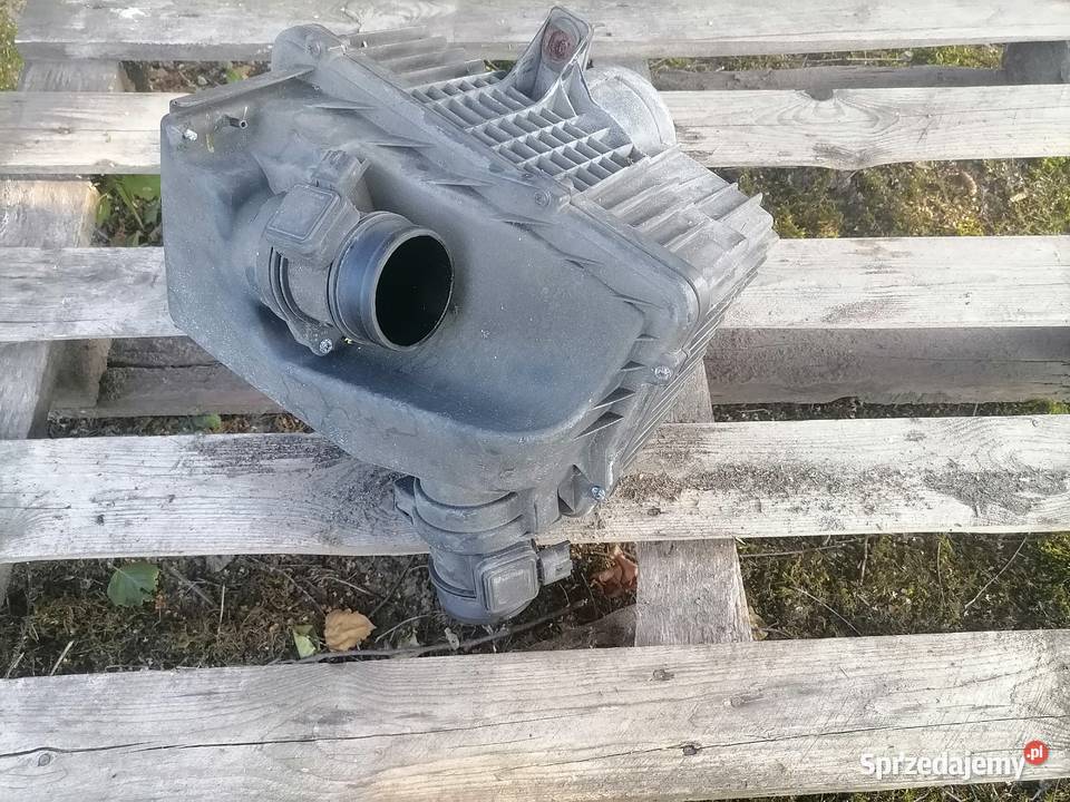 Peugeot 607 27 HDI v6 05r filtr powietrza Przepływomierze Sompolno