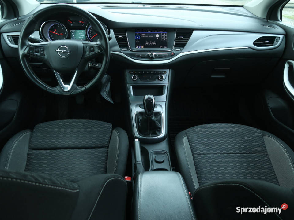 Opel Astra 15 CDTI ASR (kontrola trakcji) Astra