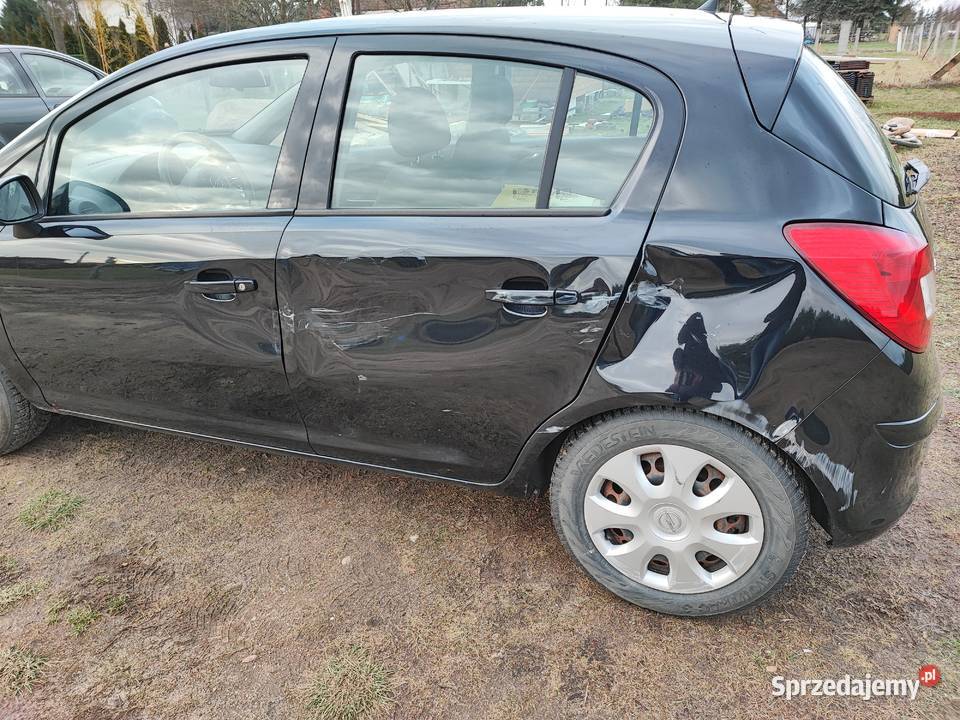 Opel corsa D 160 klima opony 90 2 piloty Wołów