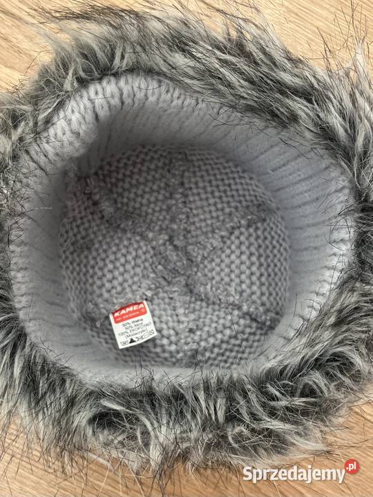 Czapka damska Warszawa