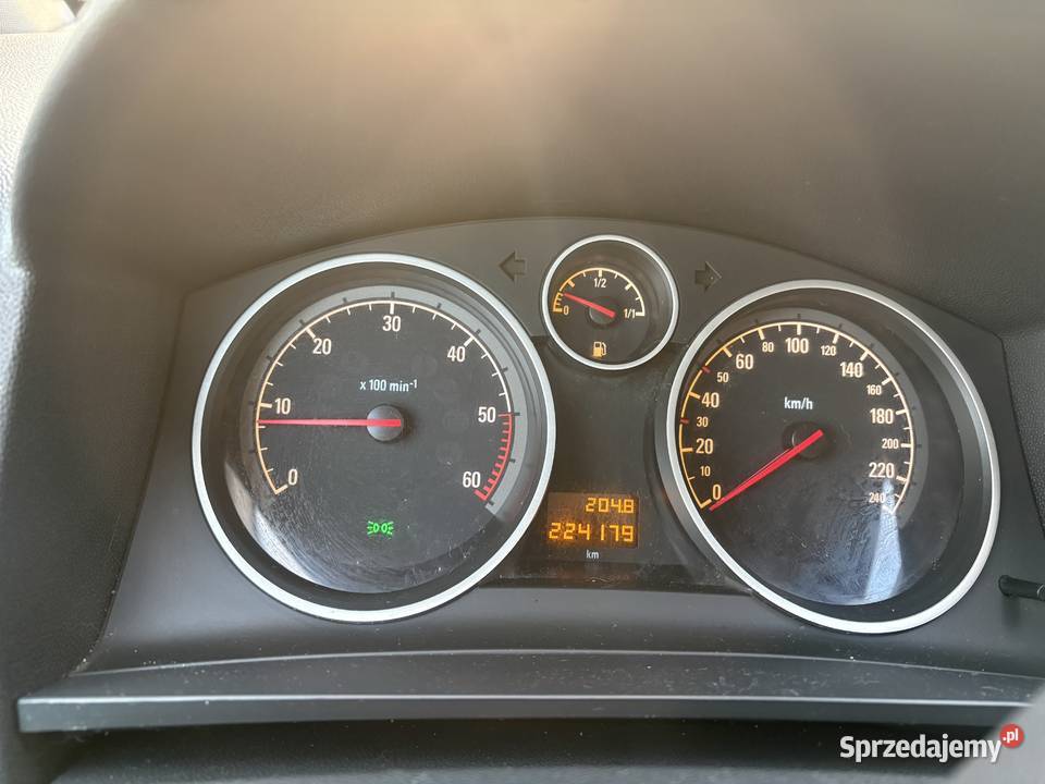 Opel Zafira B 17 CDTI 2014 7osobowa dużym Luboń