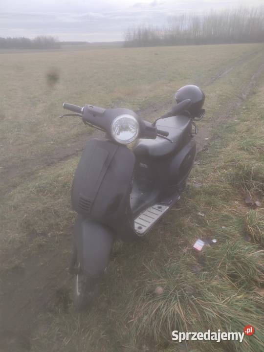 Skuter La souris 50 4t 2017 kask Rok produkcji 2017 Motoryzacja Bełchatów