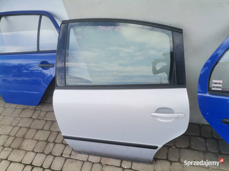 VW PASSAT B5 SEDAN DRZWI LEWY TYŁ LB7Z Drzwi sprzedam