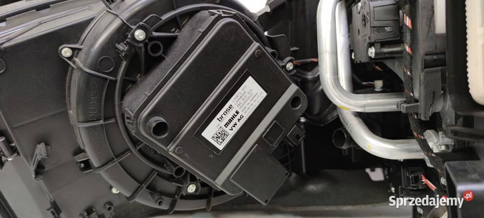 NAGRZEWNICA KOMPLETNA AUDI A4 B9 8W2816005G UK Przystajń sprzedam