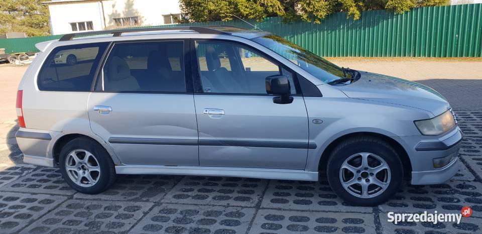 Mitsubishi Space Wagon
